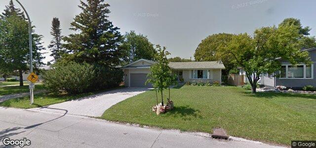 Larawan ng 498 Daer Boulevard sa Winnipeg, Manitoba