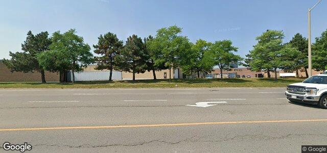 Larawan ng 50 Pine Valley Drive sa Winnipeg, Manitoba