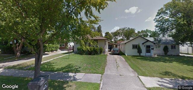Larawan ng 517 Daer Boulevard sa Winnipeg, Manitoba