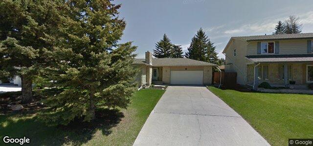 Larawan ng 56 Pinehurst Crescent sa Winnipeg, Manitoba
