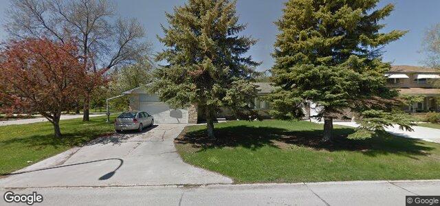 Larawan ng 93 Pinehurst Crescent sa Winnipeg, Manitoba