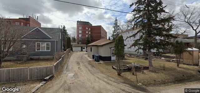 Larawan ng 10 Lavalee Road sa Winnipeg, Manitoba