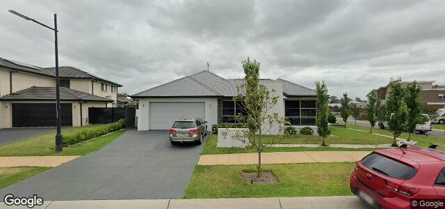 Larawan ng 17 Wingham Avenue sa Winnipeg, Manitoba