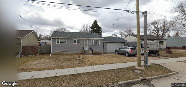 Larawan ng 176 Berrydale Avenue sa Winnipeg, Manitoba