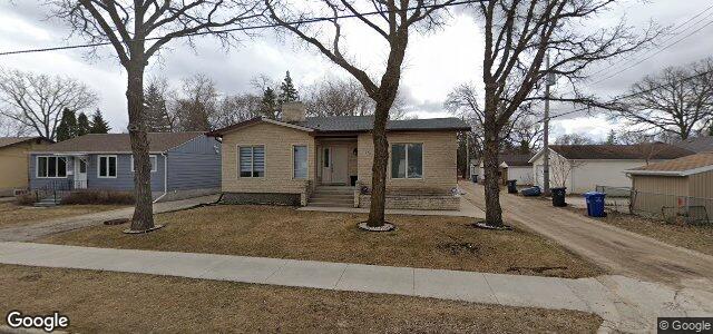 Larawan ng 192 Berrydale Avenue sa Winnipeg, Manitoba