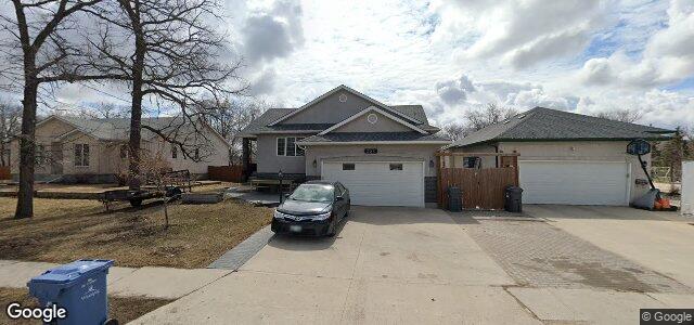 Larawan ng 220 Worthington Avenue sa Winnipeg, Manitoba