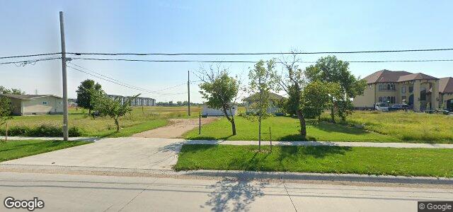 Larawan ng 1220 Templeton Avenue sa Winnipeg, Manitoba