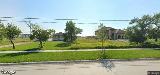 Larawan ng 1226 Templeton Avenue sa Winnipeg, Manitoba