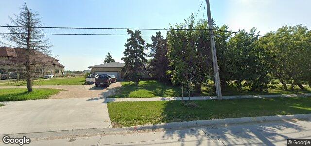 Larawan ng 1240 Templeton Avenue sa Winnipeg, Manitoba