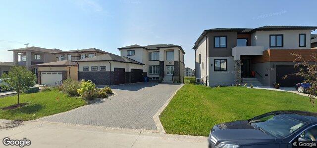 Larawan ng 211 Tennant Gate sa Winnipeg, Manitoba