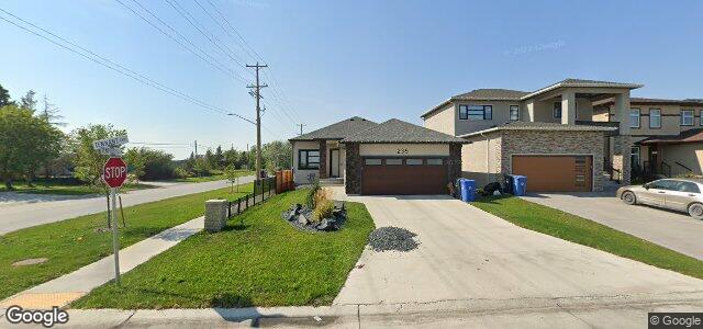 Larawan ng 235 Tennant Gate sa Winnipeg, Manitoba