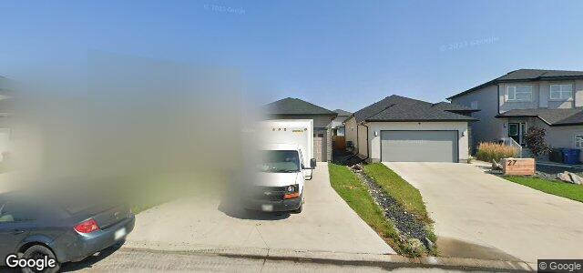 Larawan ng 31 Tennant Gate sa Winnipeg, Manitoba