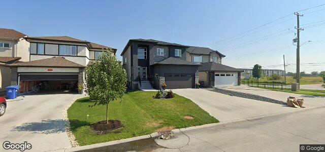 Larawan ng 7 Tennant Gate sa Winnipeg, Manitoba