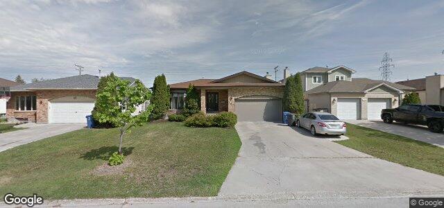 Larawan ng 107 Simkin Drive sa Winnipeg, Manitoba
