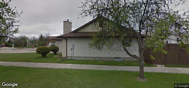 Larawan ng 110 Bender Bay sa Winnipeg, Manitoba