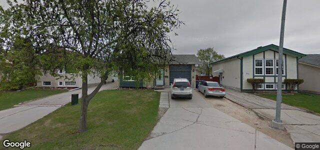 Larawan ng 135 Bender Bay sa Winnipeg, Manitoba