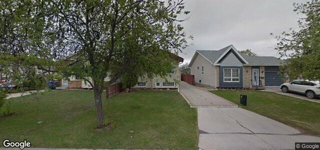 Larawan ng 139 Bender Bay sa Winnipeg, Manitoba