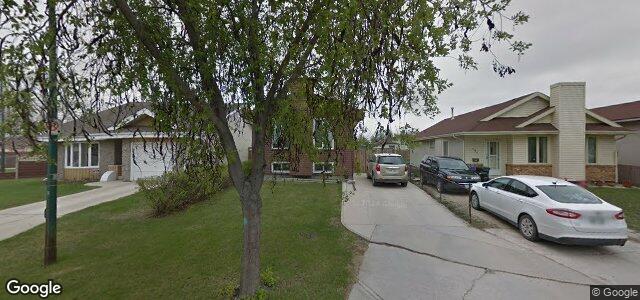 Larawan ng 147 Bender Bay sa Winnipeg, Manitoba