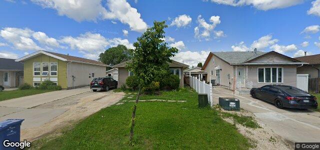 Larawan ng 15 Bender Bay sa Winnipeg, Manitoba