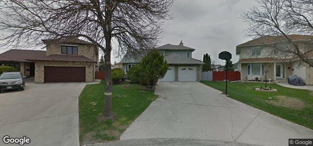 Larawan ng 15 Oakglen Place sa Winnipeg, Manitoba