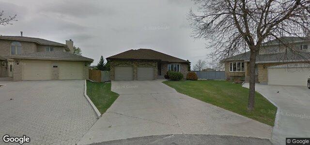 Larawan ng 19 Oakstone Place sa Winnipeg, Manitoba
