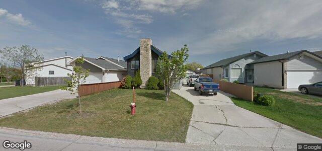 Larawan ng 202 Dobrinsky Drive sa Winnipeg, Manitoba