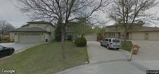 Larawan ng 27 Oakstone Place sa Winnipeg, Manitoba