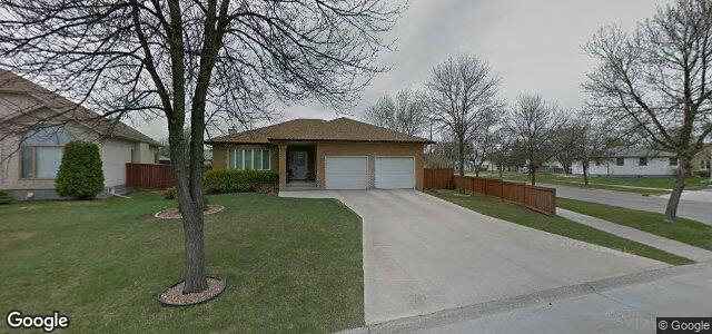 Larawan ng 3 Oakburn Place sa Winnipeg, Manitoba