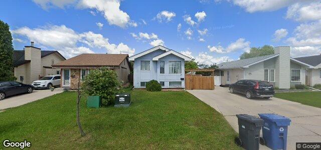 Larawan ng 31 Bender Bay sa Winnipeg, Manitoba