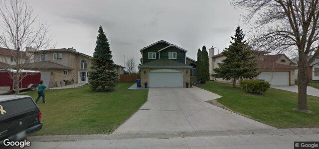Larawan ng 39 Oakhurst Crescent sa Winnipeg, Manitoba
