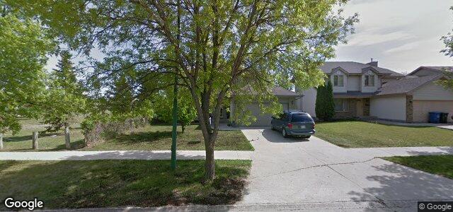 Larawan ng 51 Simkin Drive sa Winnipeg, Manitoba