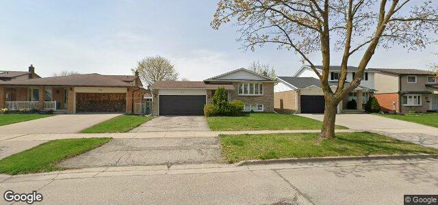 Larawan ng 63 Oakhurst Crescent sa Winnipeg, Manitoba
