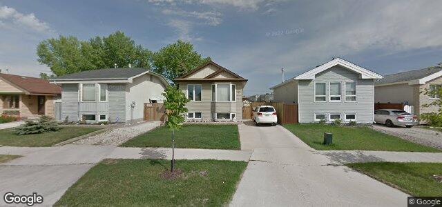 Larawan ng 67 Dobrinsky Drive sa Winnipeg, Manitoba