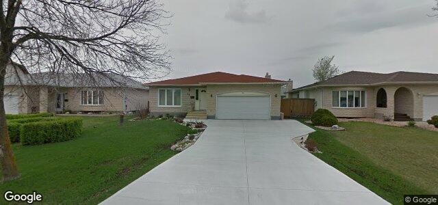 Photo of 74 Strewchuk Bay in Winnipeg, Manitoba