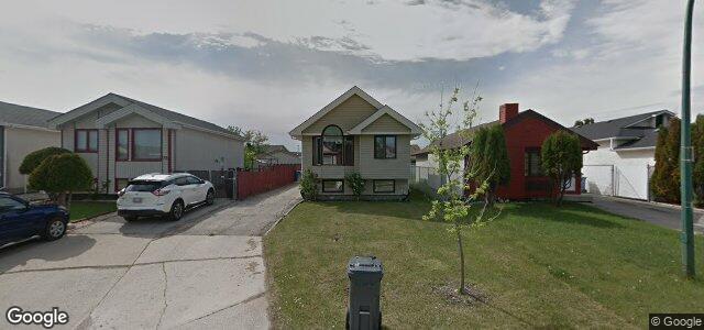 Larawan ng 82 Dobrinsky Drive sa Winnipeg, Manitoba