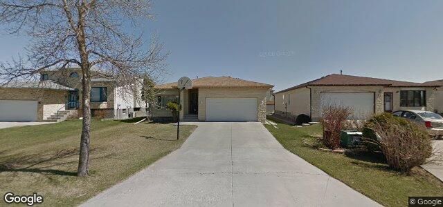 Larawan ng 88 Oakhurst Crescent sa Winnipeg, Manitoba