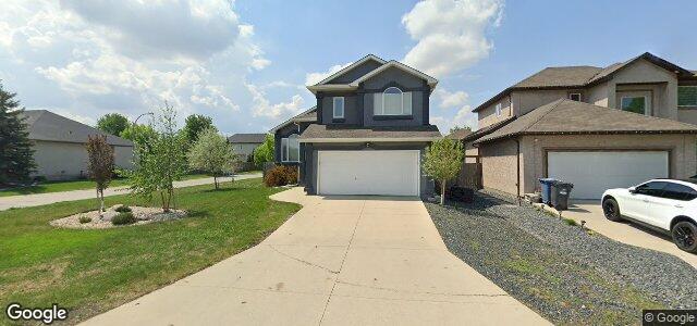 Larawan ng 2 Powder Ridge Drive sa Winnipeg, Manitoba