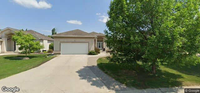 Larawan ng 33 Fall Ridge Road sa Winnipeg, Manitoba