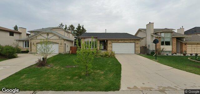 Larawan ng 10 Brigantine Bay sa Winnipeg, Manitoba