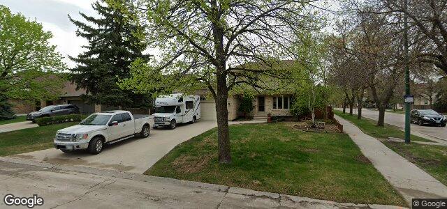 Larawan ng 102 Thorncliff Bay sa Winnipeg, Manitoba