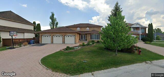 Larawan ng 102 Waterbury Drive sa Winnipeg, Manitoba