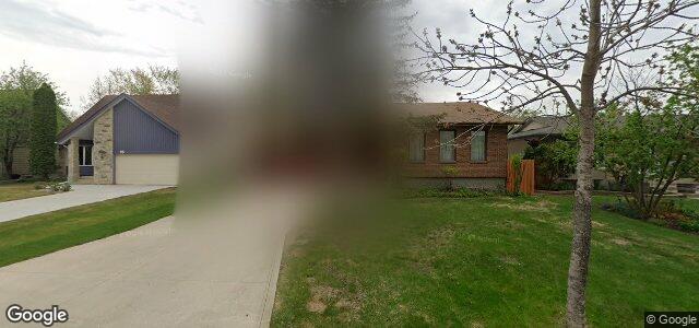 Larawan ng 102 Woodington Bay sa Winnipeg, Manitoba