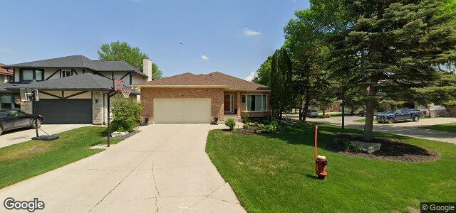 Larawan ng 104 Farmingdale Boulevard sa Winnipeg, Manitoba