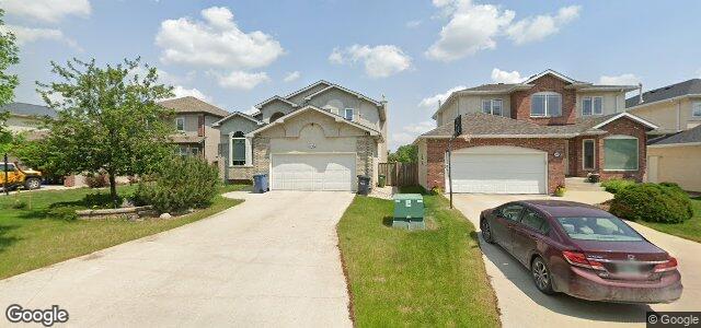Larawan ng 104 Lindenshore Drive sa Winnipeg, Manitoba