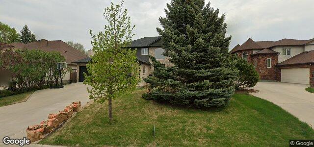 Larawan ng 105 Queen'S Park Crescent sa Winnipeg, Manitoba