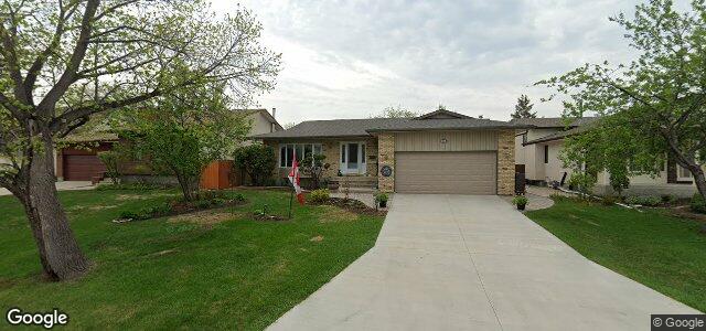 Larawan ng 106 Woodington Bay sa Winnipeg, Manitoba