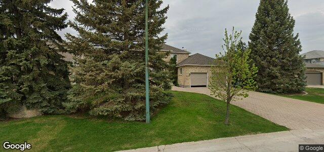 Larawan ng 11 Queen'S Park Crescent sa Winnipeg, Manitoba