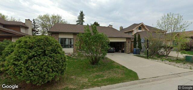 Larawan ng 111 Lindenwood Drive W sa Winnipeg, Manitoba