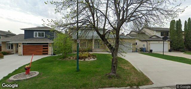 Larawan ng 111 Wallingford Crescent sa Winnipeg, Manitoba