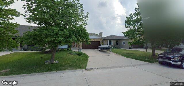 Larawan ng 114 Foxmeadow Drive sa Winnipeg, Manitoba